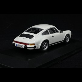 Porsche Carrera 3.0 Grandprix White 1976 1/43 Minichamps 943062097