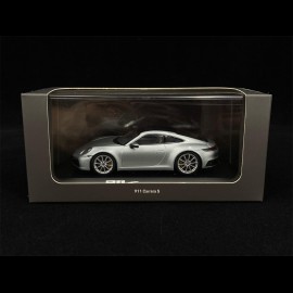 Porsche 911 type 992 Carrera 2S Coupé 2019 Dolomit grey 1/43 Minichamps WAP0201700K