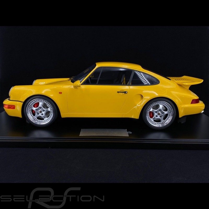 【MAXICHAMPS】Porsche 911 Turbo Yellow1990 Maxichamps Porsche 911 Carrera 1992 - Yellow 1:43 model car