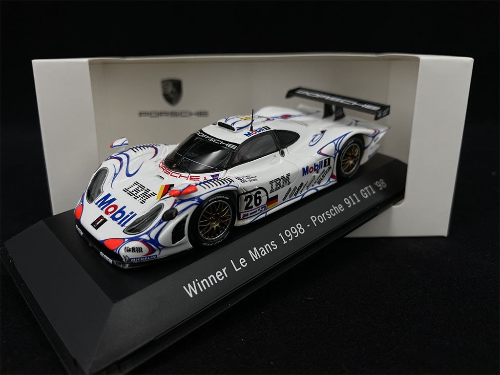 100%正規品 Up Make PORSCHE 1998年 Winner No.26 GT-1 ミニカー