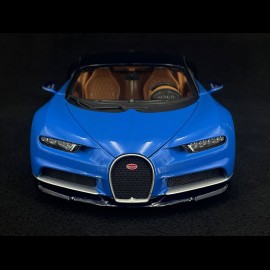 Bugatti Chiron 2018 French Blue / Dark Blue 1/18 Bburago 11040