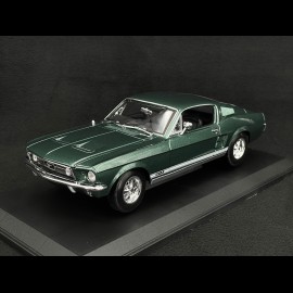 Ford Mustang GTA Fastback 1967 Holly Green 1/18 Maisto 31166