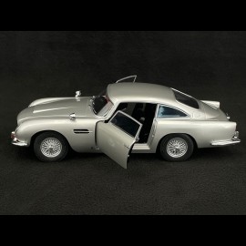 Aston Martin DB5 1964 Birke Silver 1/18 Solido S1807101