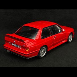 BMW E30 1986 Henna Red 1/18 Solido S1801502