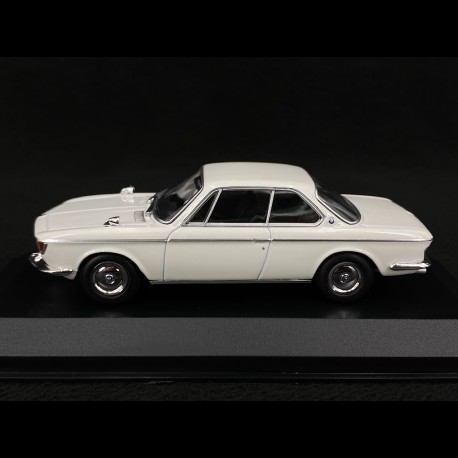 KK-Scale - 1:18 - BMW 2000 CS Coupe uit 1965 - édition